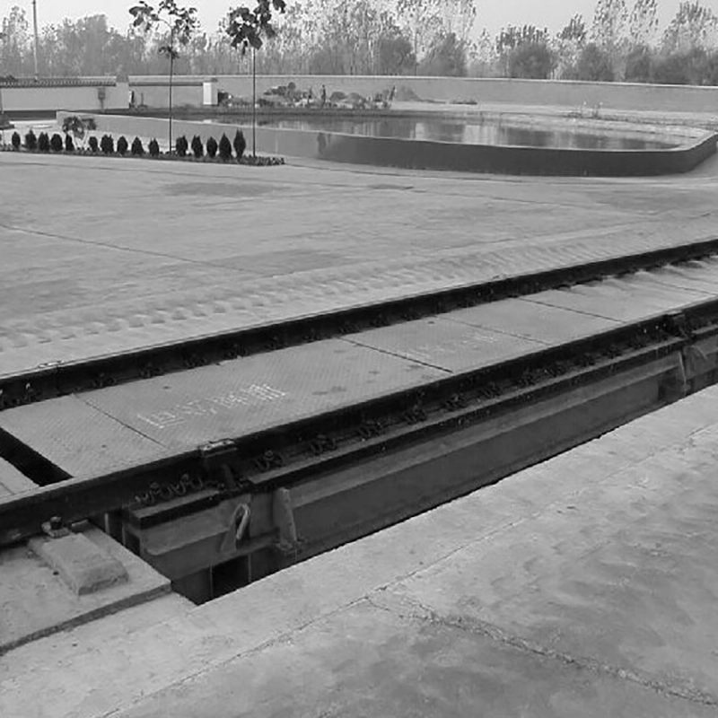 rail scale in use